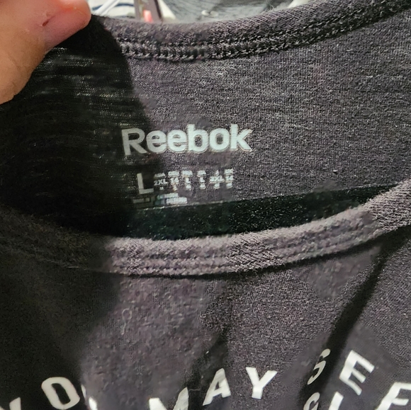 Woman's reebok tanktop - Picture 4 of 4